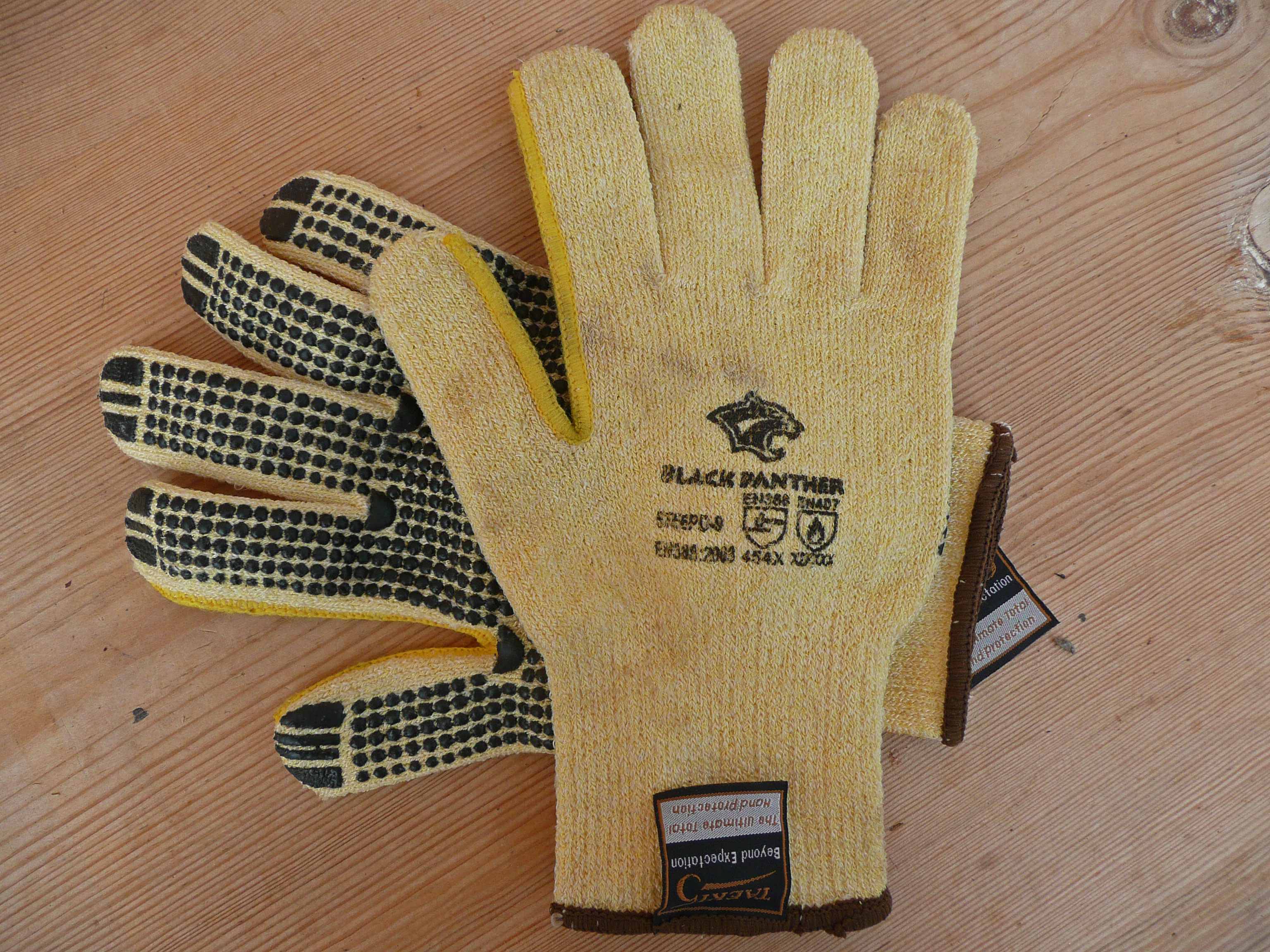 Cut-5-gloves